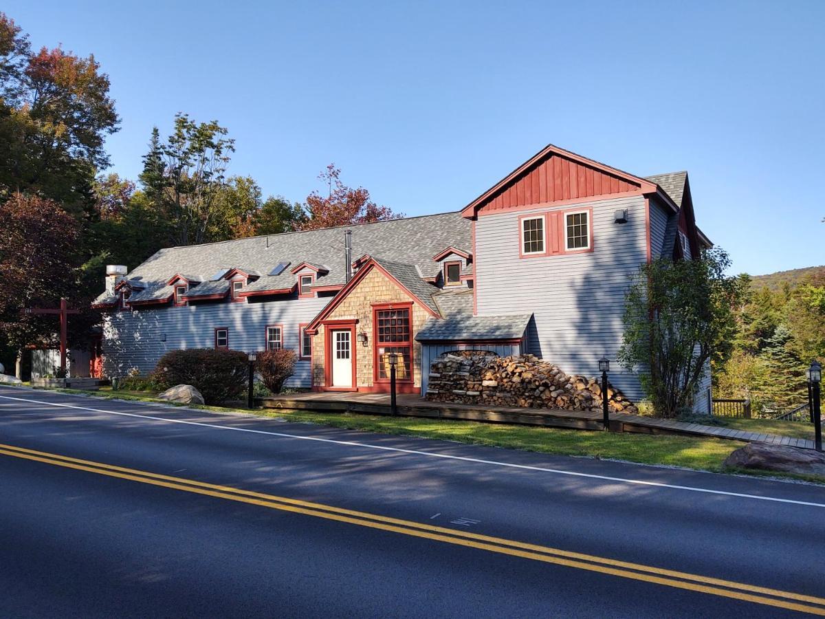 Doveberry Inn West Dover Exterior photo