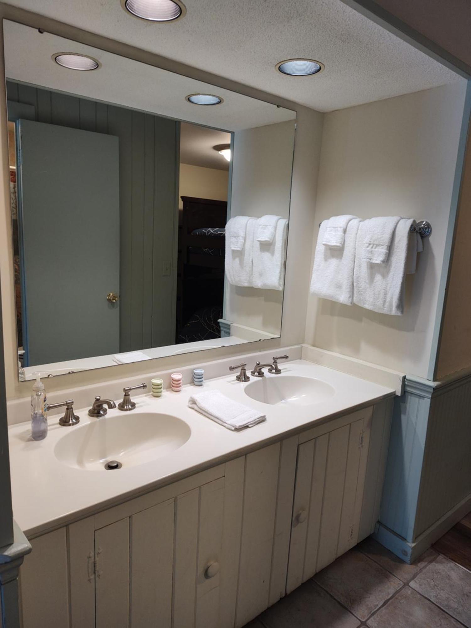 Doveberry Inn West Dover Room photo